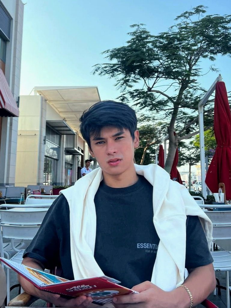 ًlily 𐙚 | ia tweet media