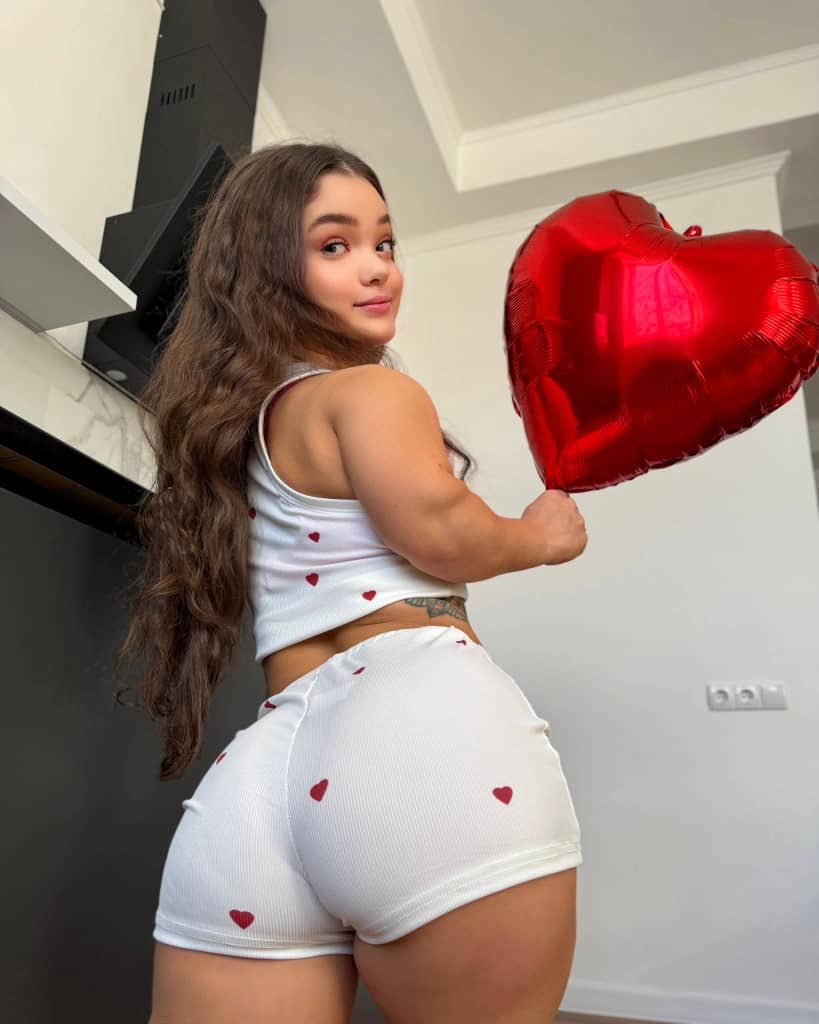 Lola Alphy tweet media