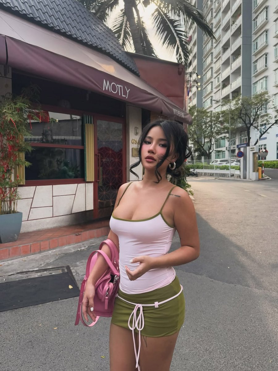 NeverInAsia's tweet photo. Nice Asian Boobs https://t.co/CEnGLIkmrI