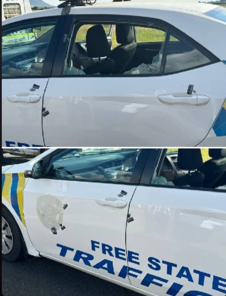 _ArriveAlive's tweet image. A traffic officer sustained gunshot wounds during a robbery near Hillside View in Bloemfontein.

arrr.co.za/lmTww

#ArriveAlive #Crime