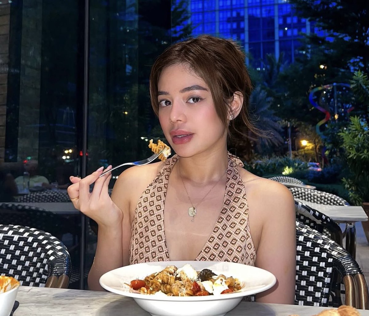 ًlily 𐙚 | ia tweet media