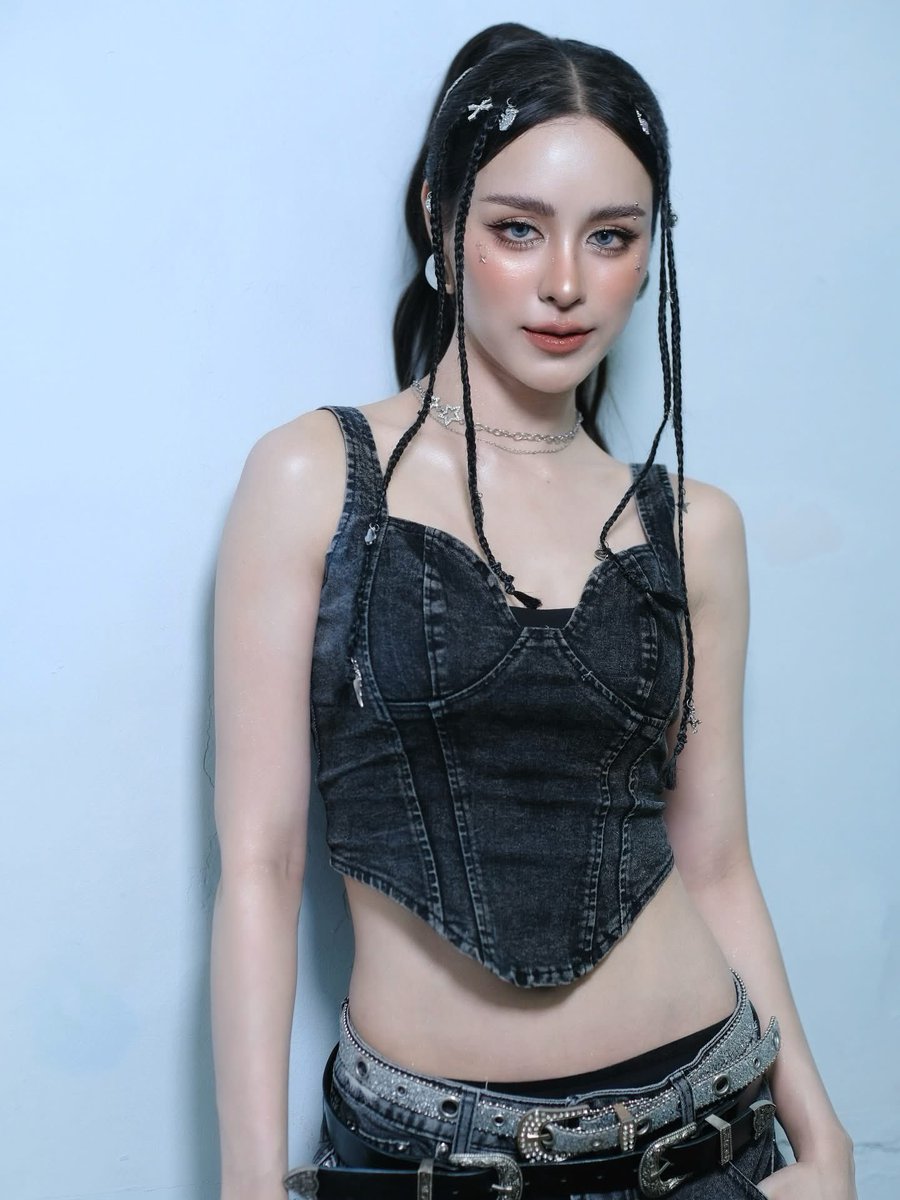 • jichandesu • tweet media