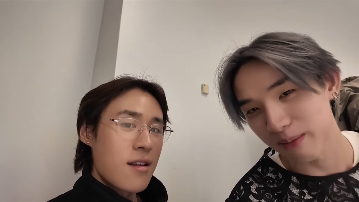 ᴊᴇɴᴀɪ tweet media