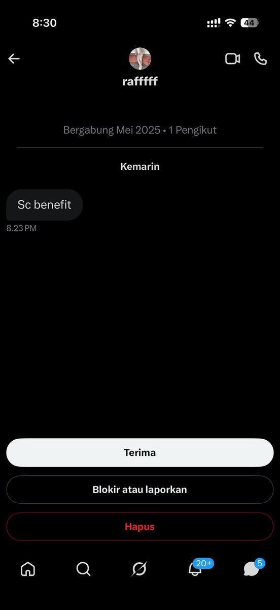 Apakah aku terlihat seperti perempuan yang mau diajak staycation? Apalagi stranger?! 😭🫵