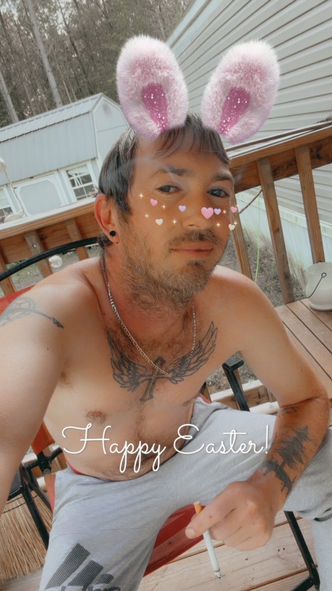 DaddyLJ843 tweet media