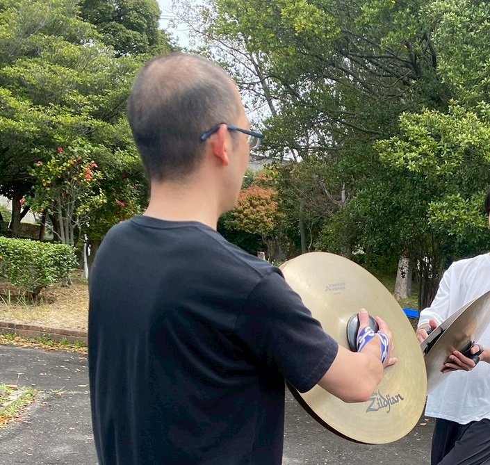 久しぶりにシンバルがっつり練習しました。

ところで誰か一緒にシンバルやりません？