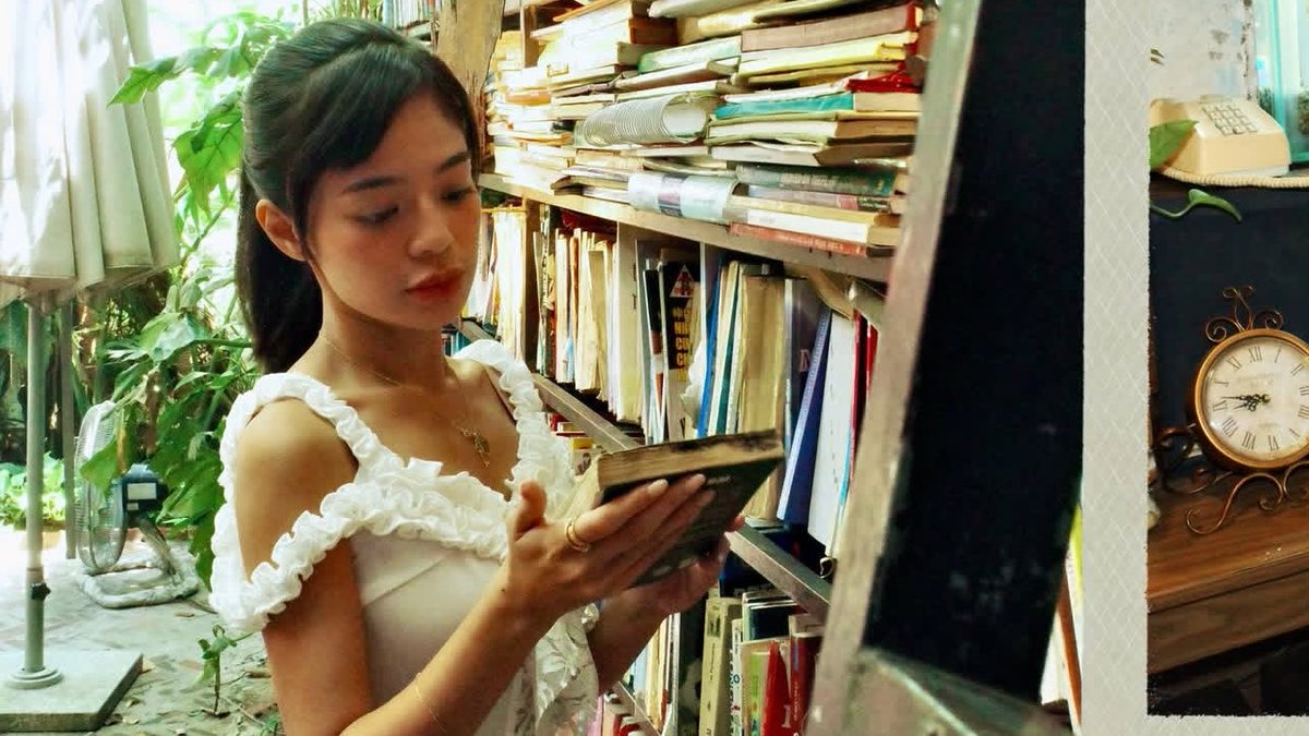 nomadjenny's tweet photo. Love the invisible string of their Southeast Asia look tests or “hard launch” photo shoots! Library x Student theme 📚👩🏻‍🎓
 
okie, 9/10 🫶🏼 https://t.co/Y4J9knxvtq
