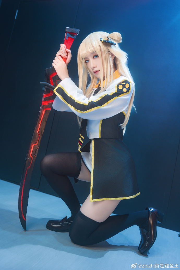 leeloo movie reviews tweet media