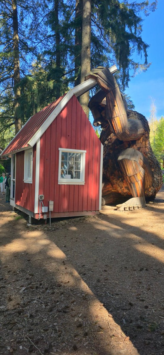 Christopher David tweet media