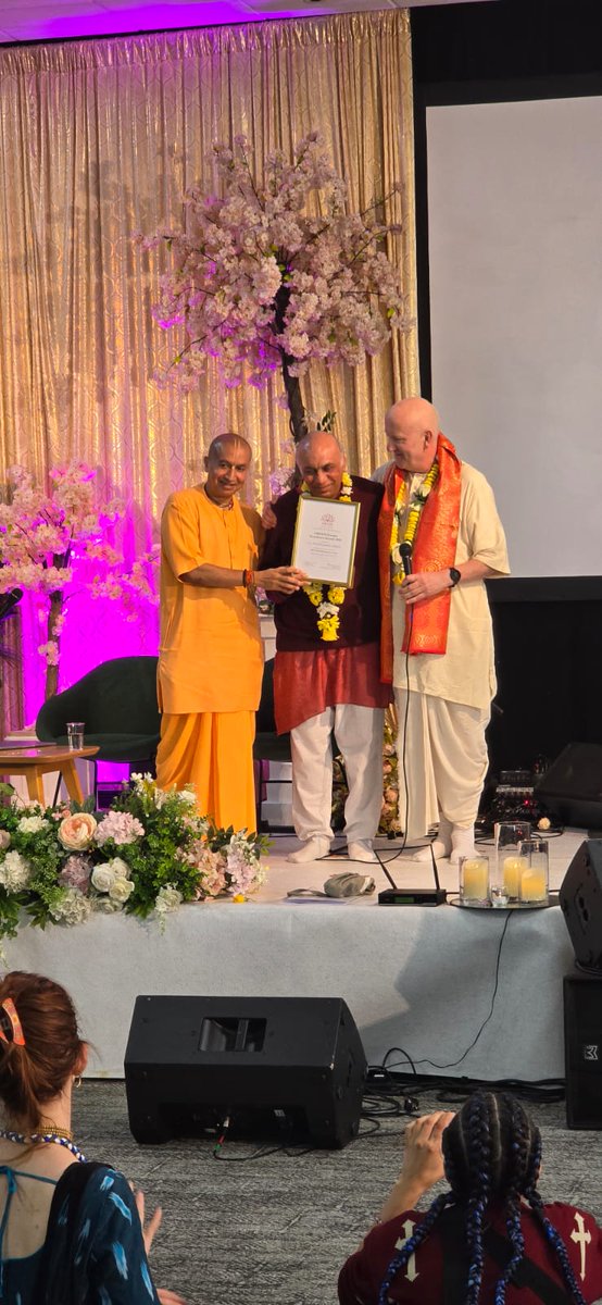GaurangaDas's tweet image. Day 3 at the RISE Retreat UK!
#gaurangadas #iskcon #monkforaction
