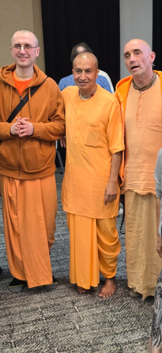 GaurangaDas's tweet image. Day 3 at the RISE Retreat UK!
#gaurangadas #iskcon #monkforaction