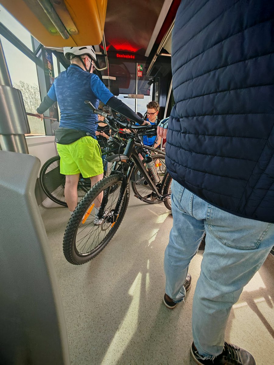 Pan Klobouk tweet media