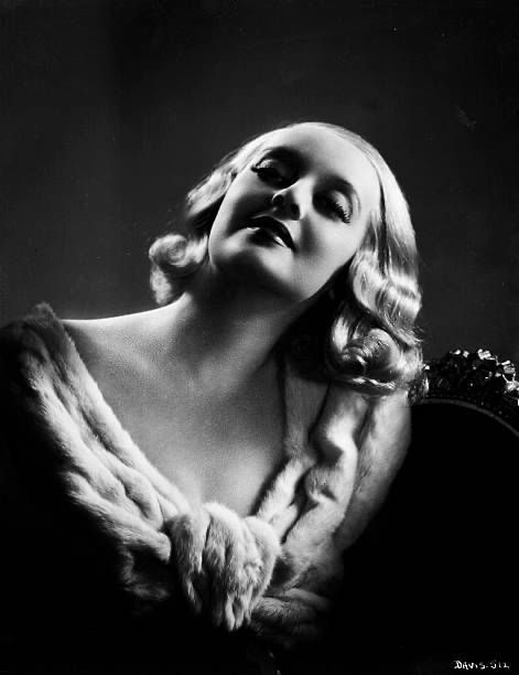 CitizenScreen's tweet image. Ruth Elizabeth "Bette" Davis was born on April 5, 1908 #botd ❤️ 

“I'm the nicest goddamn dame that ever lived.”