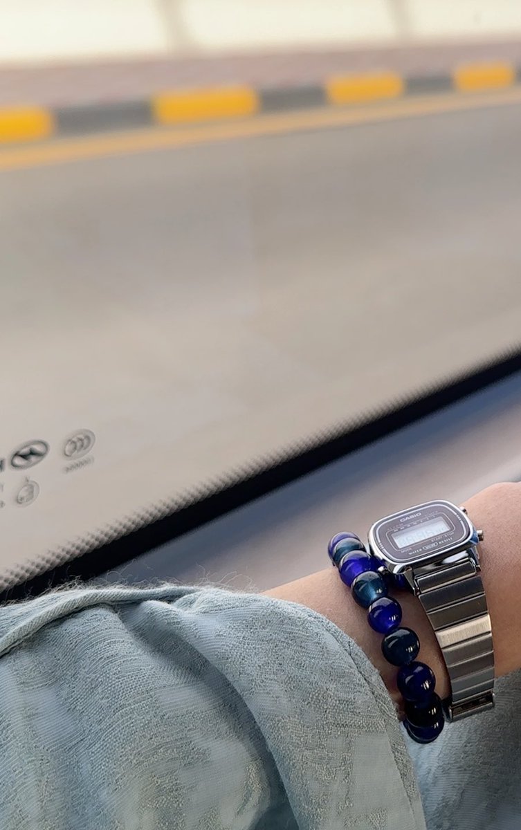 ✰✰✰ tweet media