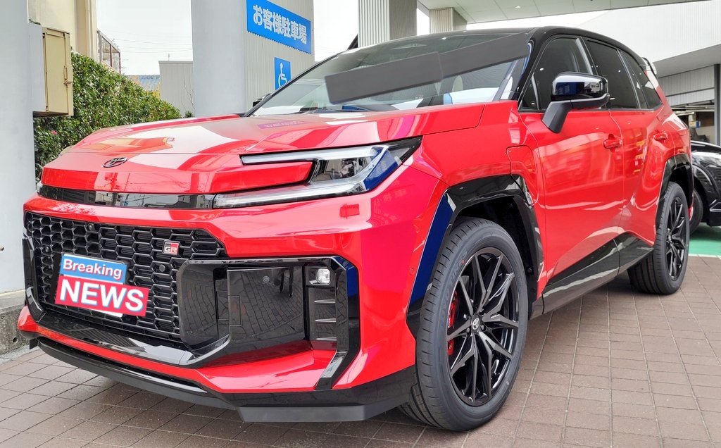 Ai300198201's tweet image. いいカラーだとは思いますが、自分はなかなか手を出せないカラーです…
#トヨタ
#RAV4
#TOYOTA