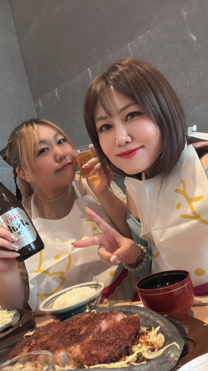 shino.no.me/しののめ👙4/3壱見屋書店来店4/4撮影会＆エ▢パ二4/5ナゴコス tweet media