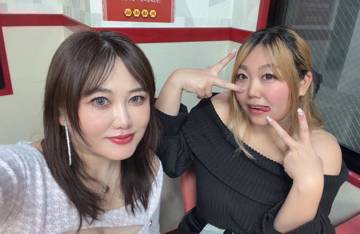 shino.no.me/しののめ👙4/3壱見屋書店来店4/4撮影会＆エ▢パ二4/5ナゴコス tweet media