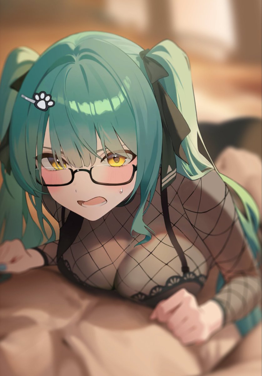 「NIKKE、ケツのイメージが強いけど立ち絵とかスチルはかなりおっぱいがいっぱいだ」|名も無き皇帝のイラスト