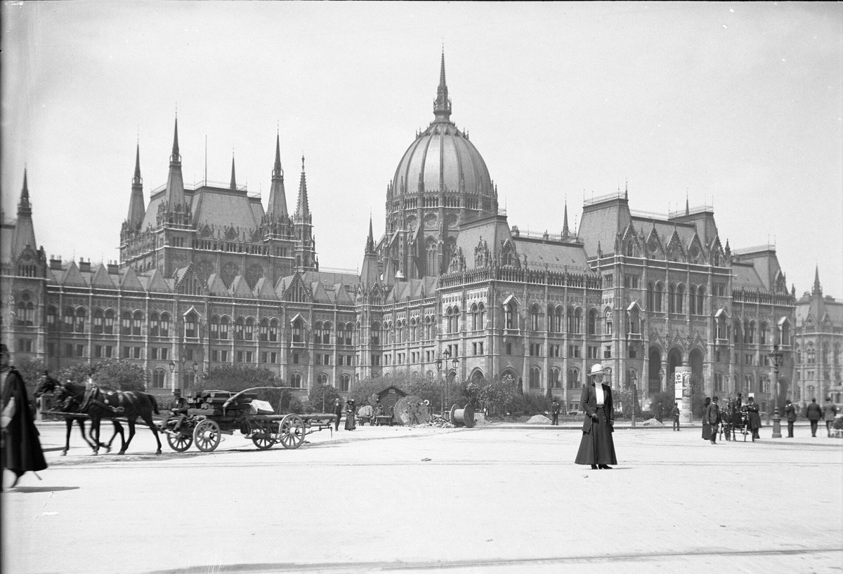 Waken Minds 𓂀 tweet media