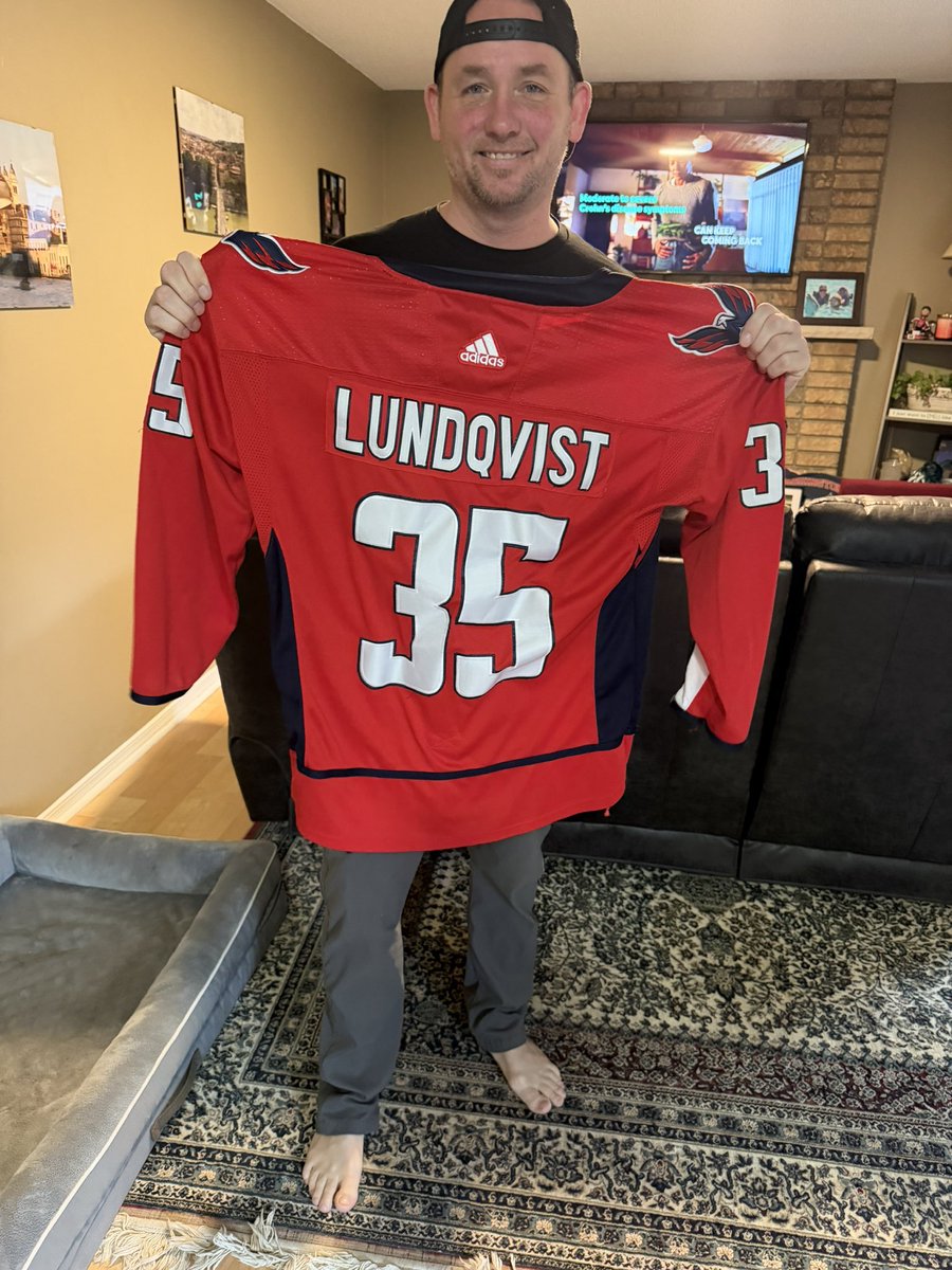 Timmy Martini 🇨🇦 tweet media