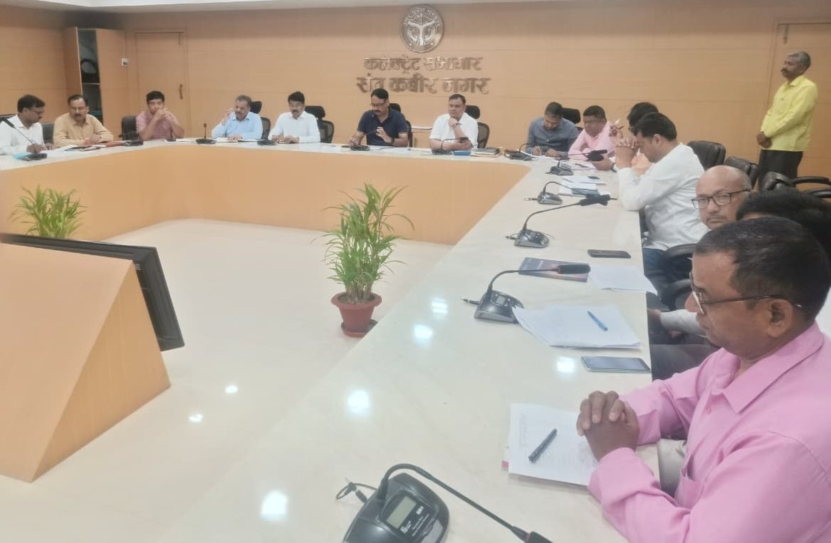 District Magistrate, Sant Kabir Nagar tweet media