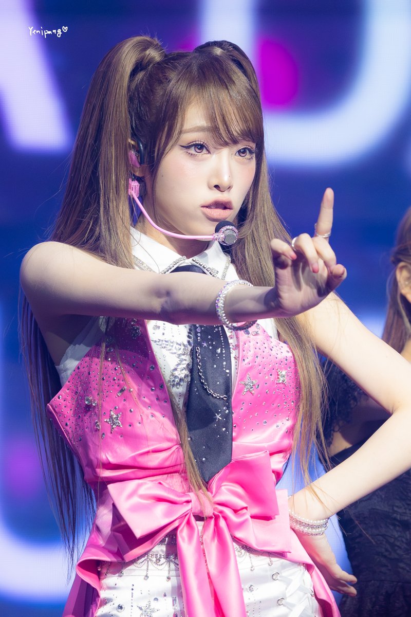 (2026.04.05) 예나 YENA LIVE TOUR
#최예나 #예나 #YENA #イェナ

따따라따땅 💗🐣