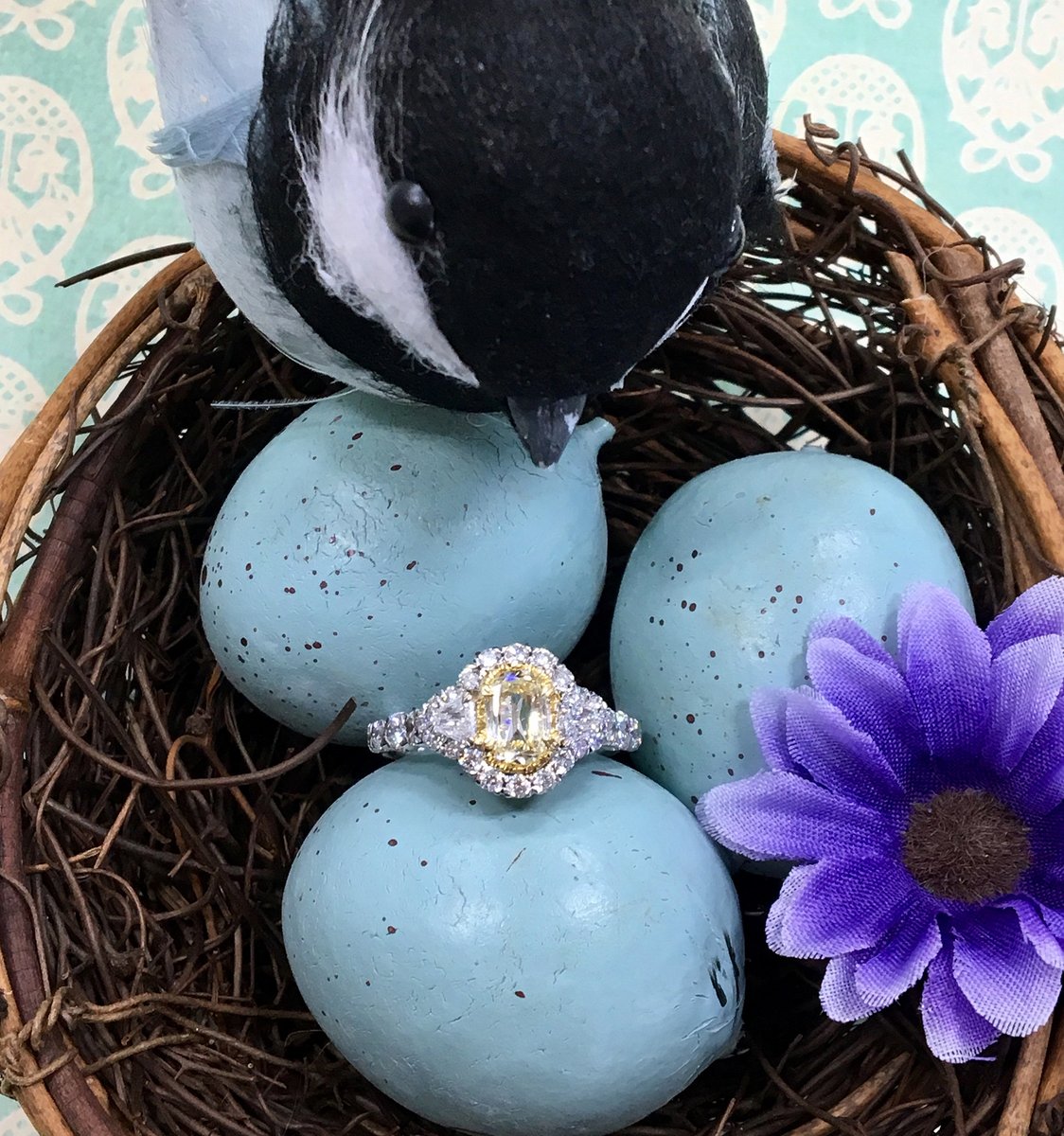 Wishing you a beautiful Easter filled with joy, renewal, and meaningful moments with the ones you love.

A little sparkle makes every celebration shine brighter.