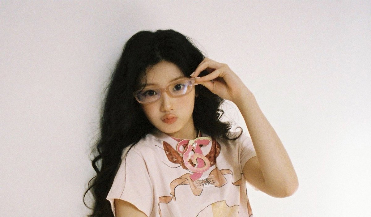 ILLIT BASE tweet media