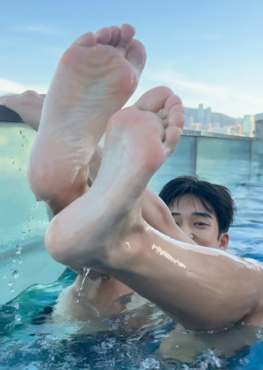 PINOY MEN FEET tweet media