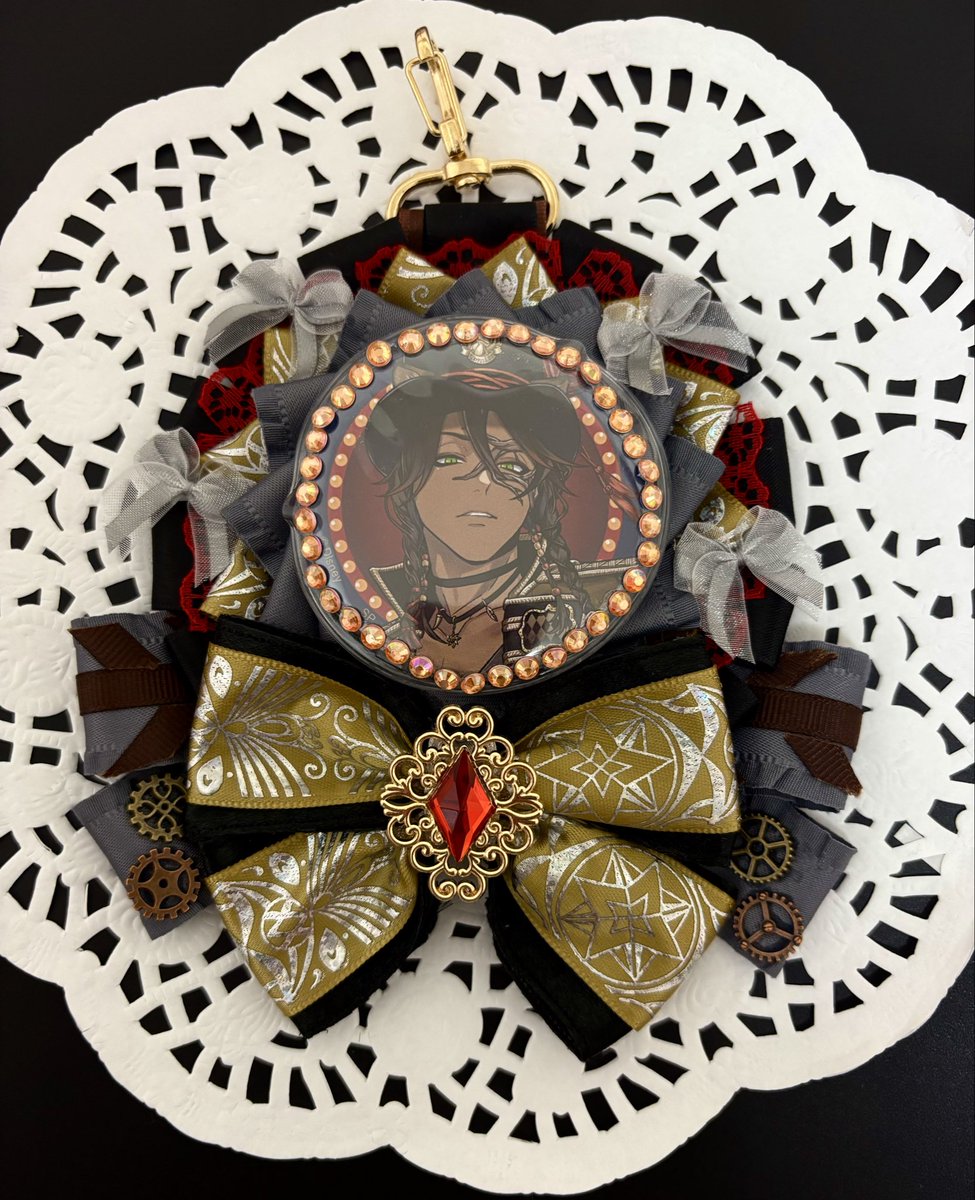 モキュ tweet media