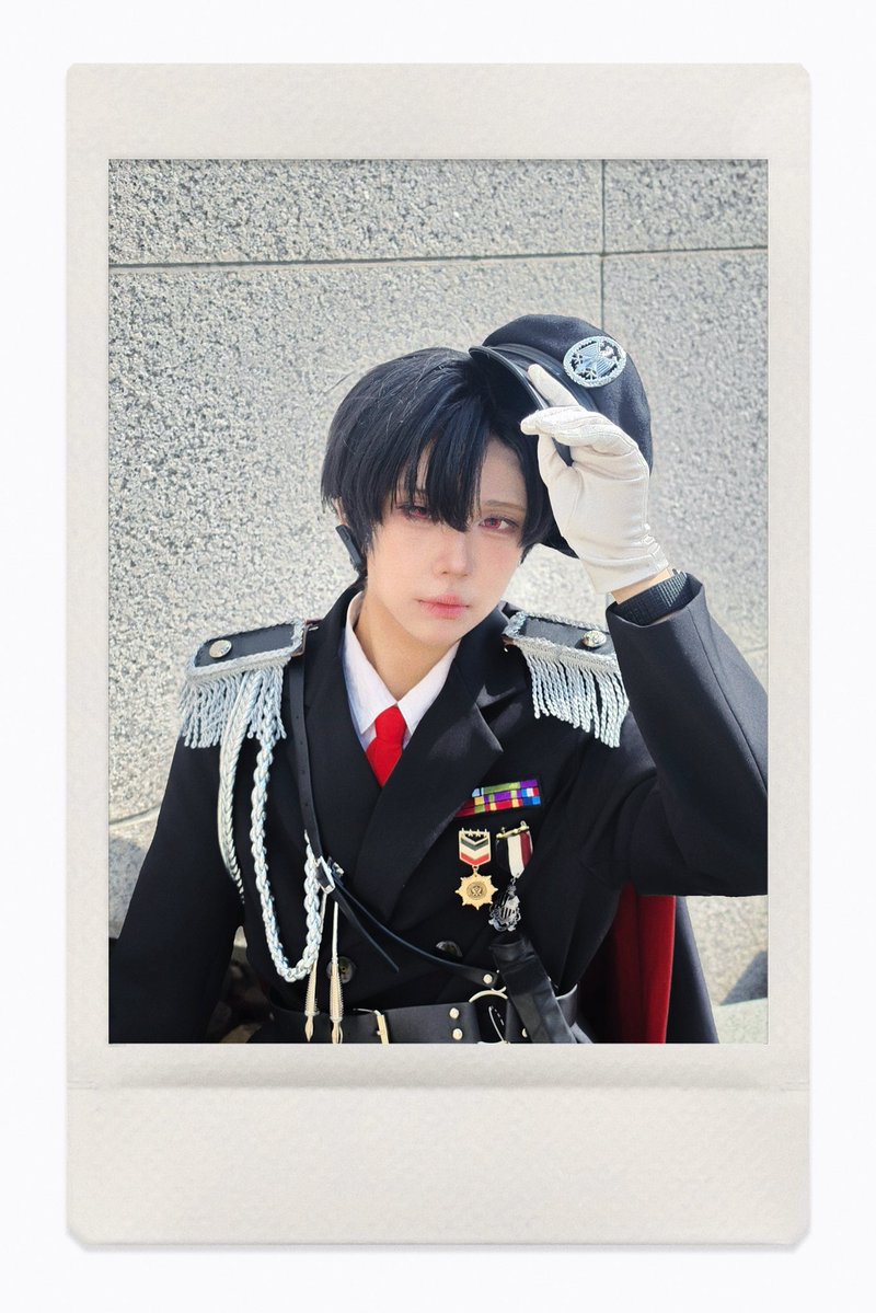 츠키 ☾ tweet media