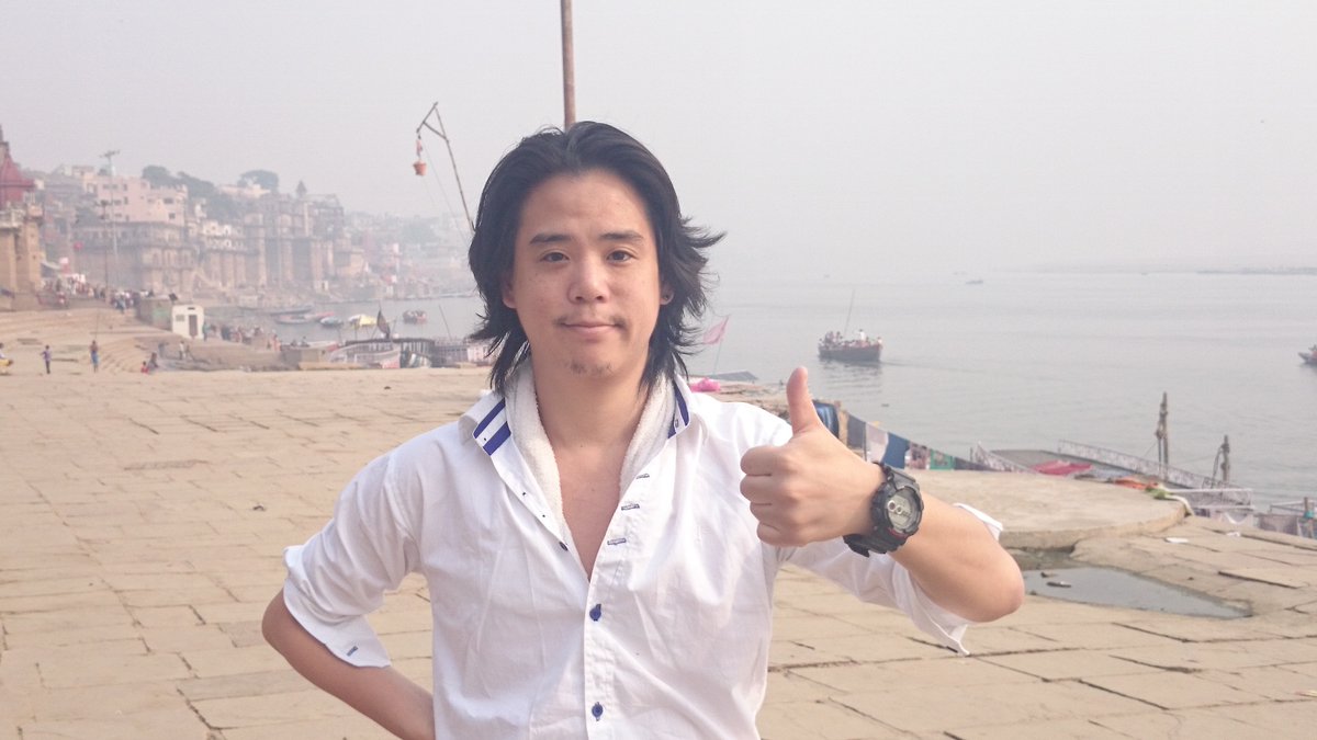 そういや昔、インドで強烈なビジネス（？）に出会ったんですよ。

当時、持ってた会社を2社とも売却して暇だったんで、世界を放浪してたんですよね。
で、インドを回ろうと3週間ぐらい滞在してたんですよ。
お決まりのデリーからガンジス川みて、その後中央インドあたりをダラダラと。