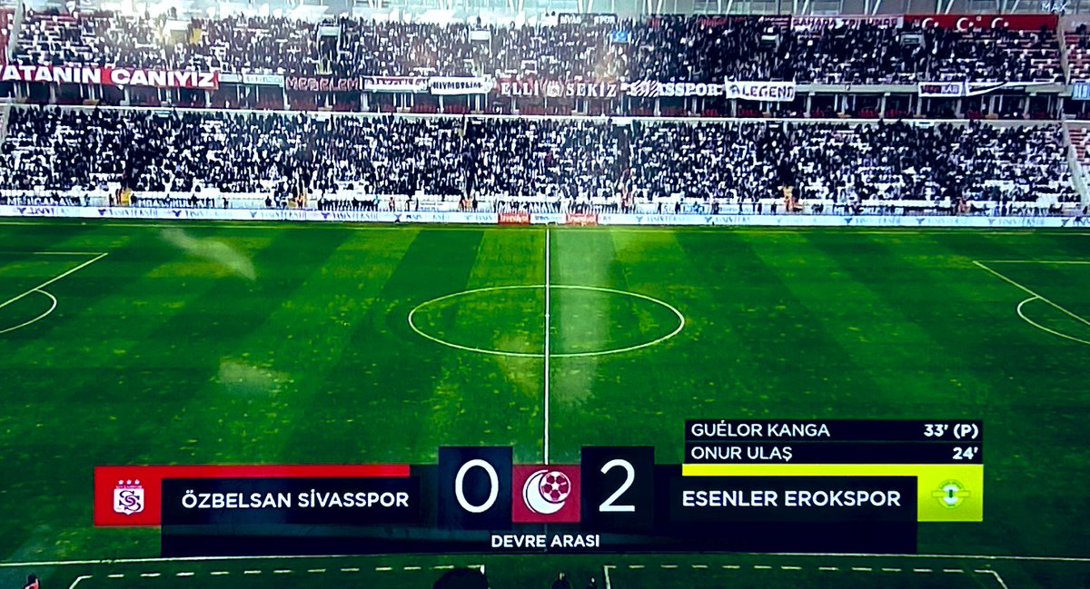 Sivassporlu futbolcu kardeşlerime şaşırıyorum!

👉Herşeye rağmen şehir ümitlenmiş, heyecanlanmış, bir umut demiş ve tribünleri doldurmaya çalışmış

👉Gel gör ki Esenler Erokspor karşısında ilk 45 dakika kaleye şutun yok, yenilen gollerde amatör takım işi!

👉Sultan Şehir Sivas