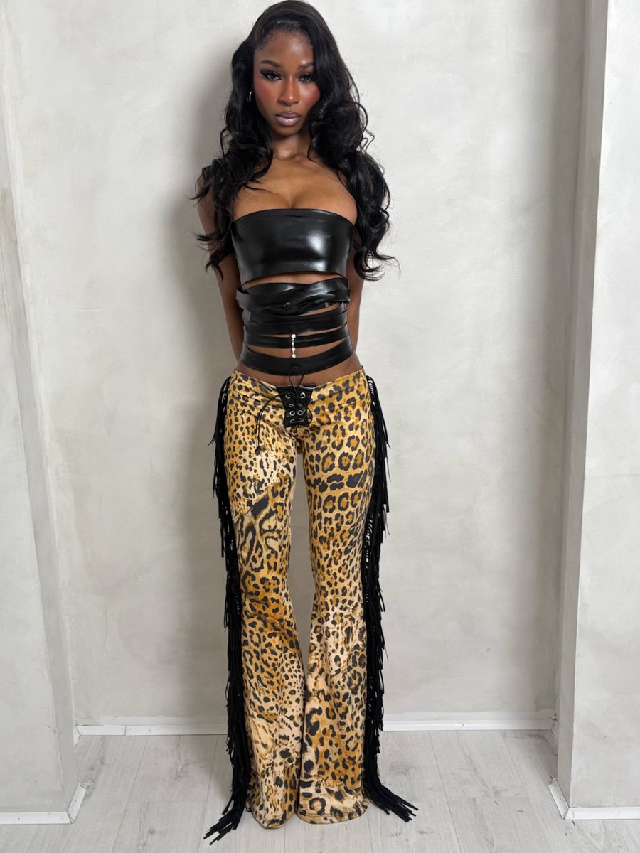 BadGyalBlu tweet media