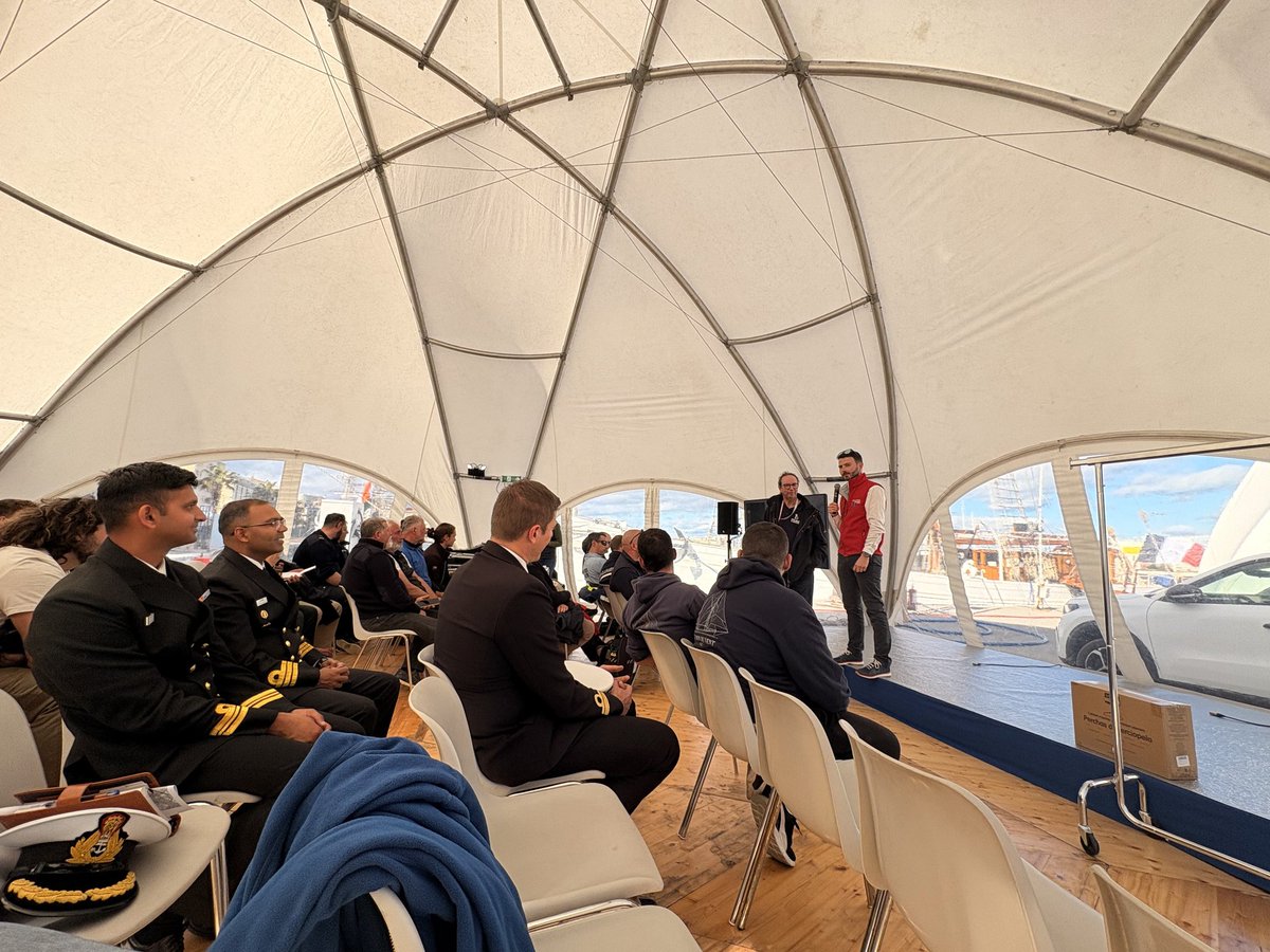 indiannavy's tweet image. #Lokayan26
#INSSudarshini at Escale à Sète

From a vibrant welcome to key briefings for seamanship evolutions and the iconic Parade of Sails, the visit celebrates shared seafaring legacy. 

A ceremonial plaque unveiling and exchange further anchored bonds of friendship.
🇮🇳-🇫🇷🤝