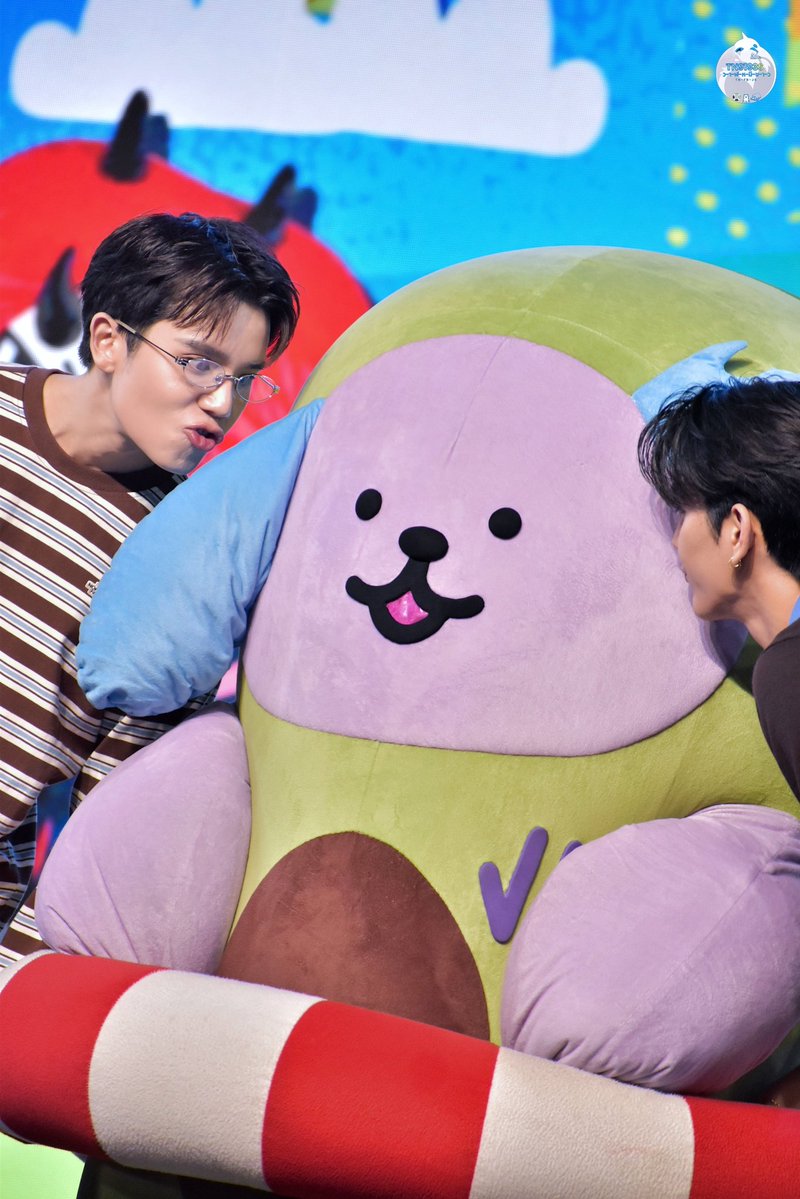 ว-า-ฬ-ห-มี-ข-า-ว (𝚃𝙽-𝙵𝙱-𝙹𝚂) tweet media