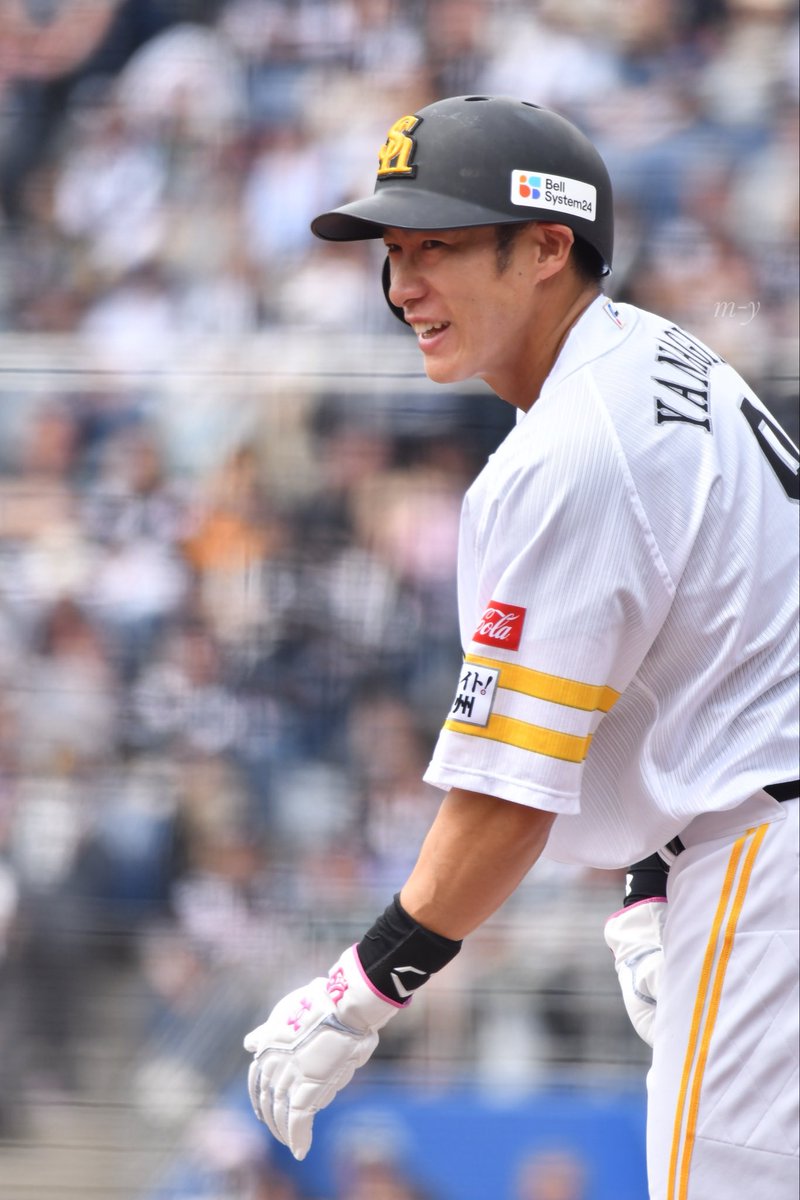 🗓️2026.4.5 ZOZOマリンスタジアム

今年はビジターの時、バッテやレガースなどピンク仕様でかわいい💕

#sbhawks  ＃ソフトバンクホークス
#柳田悠岐　選手
