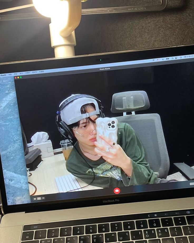 moonxymin_'s tweet photo. what does my bias line say about me? 💥 https://t.co/VqyFSCRqYN