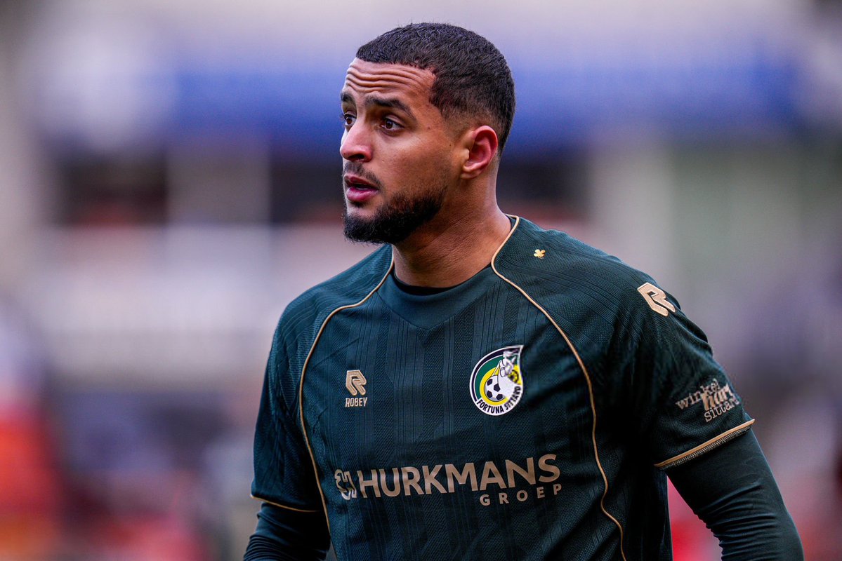 — أفضل لاعب لعبت معه في مسيرتك؟