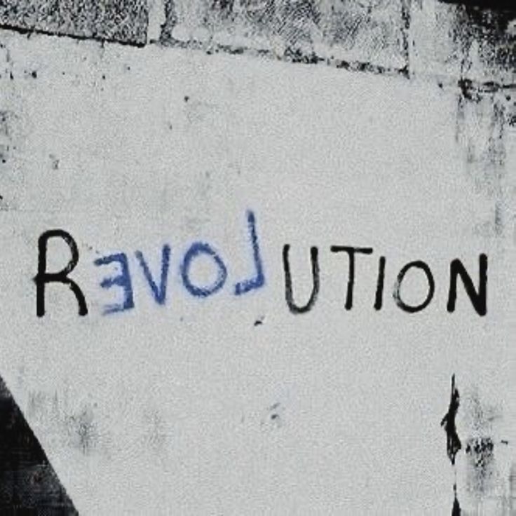 lu 💙⁹ DEAD AND on fire tweet media