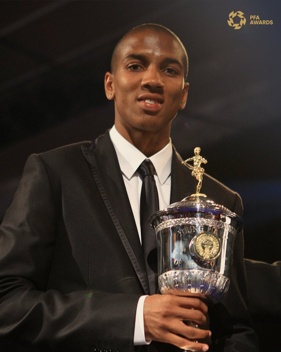 (Fan) Connor tweet media