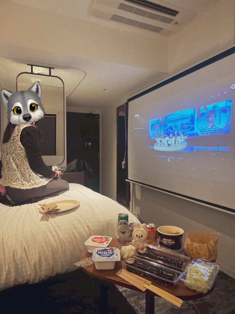 正座してSTAY聴きました←