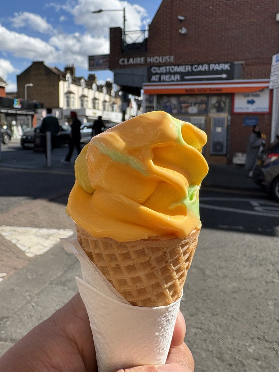 Has Ahmed tweet media