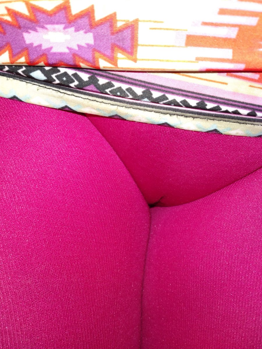 Cameltoe lover tweet media