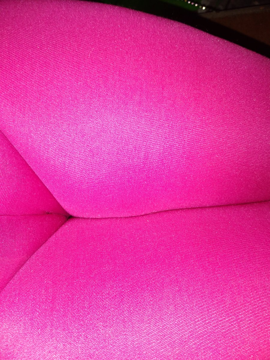 Cameltoe lover tweet media