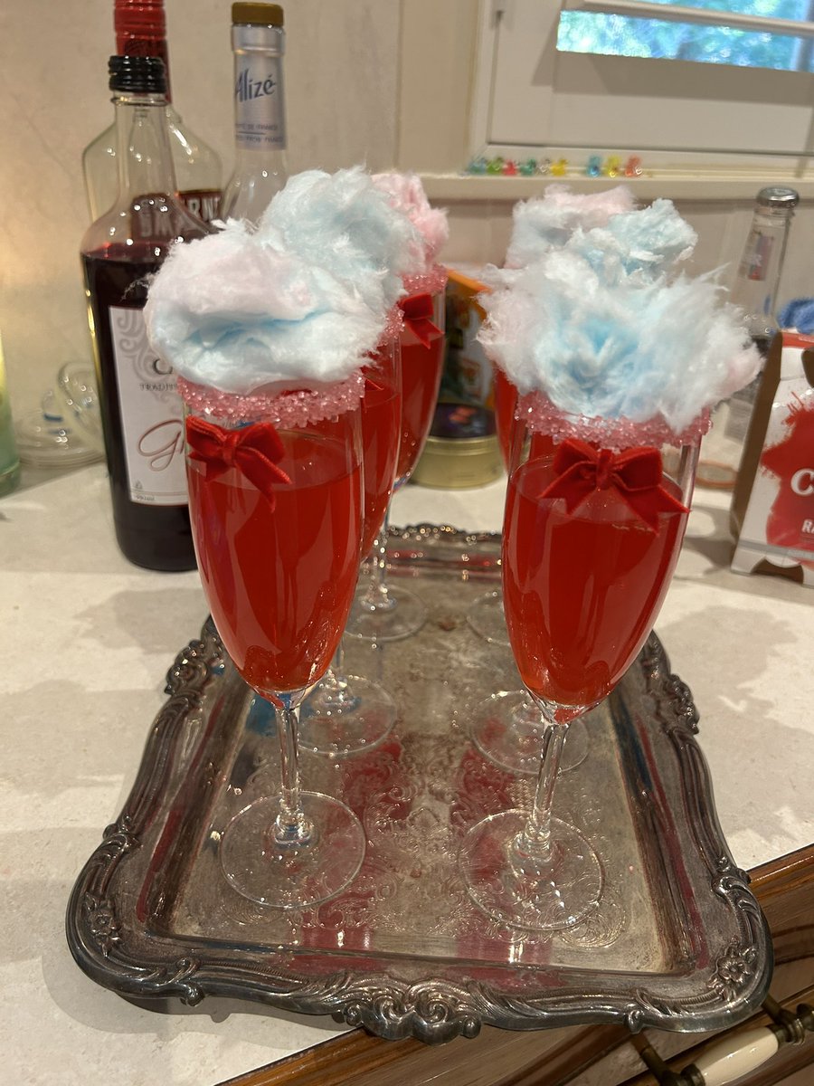 Rach.W̸ tweet media