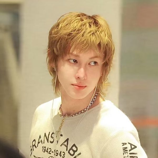 kai #redred! ᥫ᭡ tweet media