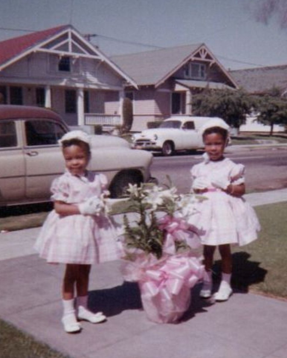 GalactaMag's tweet image. Celebrating Easter Sunday! A day of renewal, hope and new beginnings, forever grateful 🤍