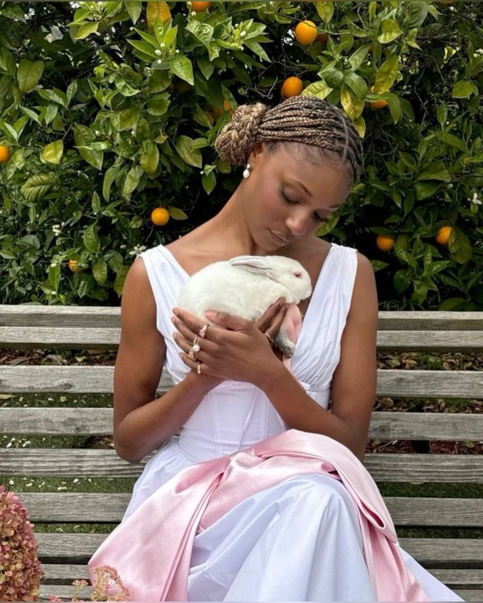 GalactaMag's tweet image. Celebrating Easter Sunday! A day of renewal, hope and new beginnings, forever grateful 🤍