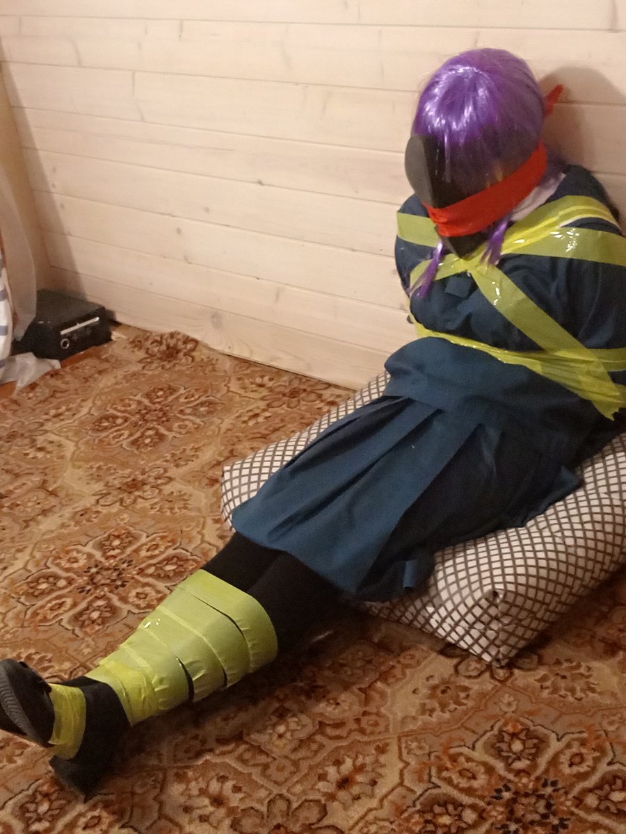 tenchku's tweet photo. taped and gagged
#拘束 #緊縛 #自缚 https://t.co/ocOjhotGpP